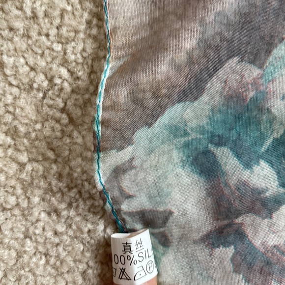 NEW Multicolor Silk Scraf - Picture 7 of 7